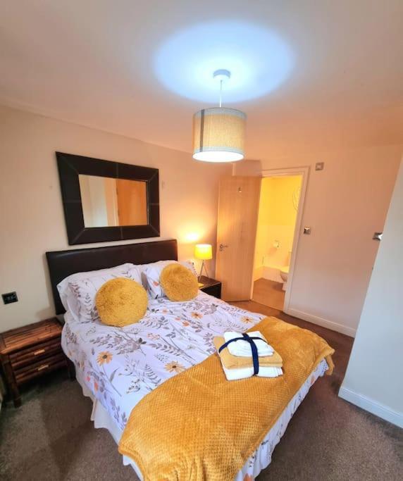Spacious Duplex 2 Bed Apartment Central Location By Canal - Chester Uk Zewnętrze zdjęcie