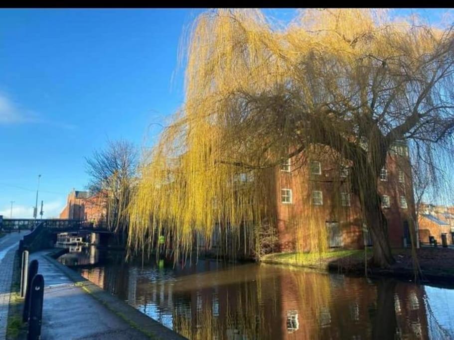Spacious Duplex 2 Bed Apartment Central Location By Canal - Chester Uk Zewnętrze zdjęcie